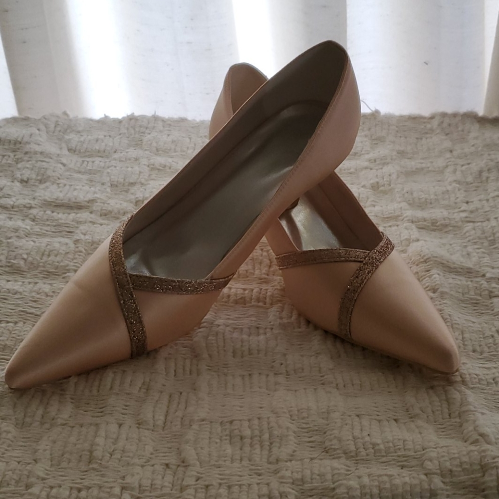 Formal dress shoes